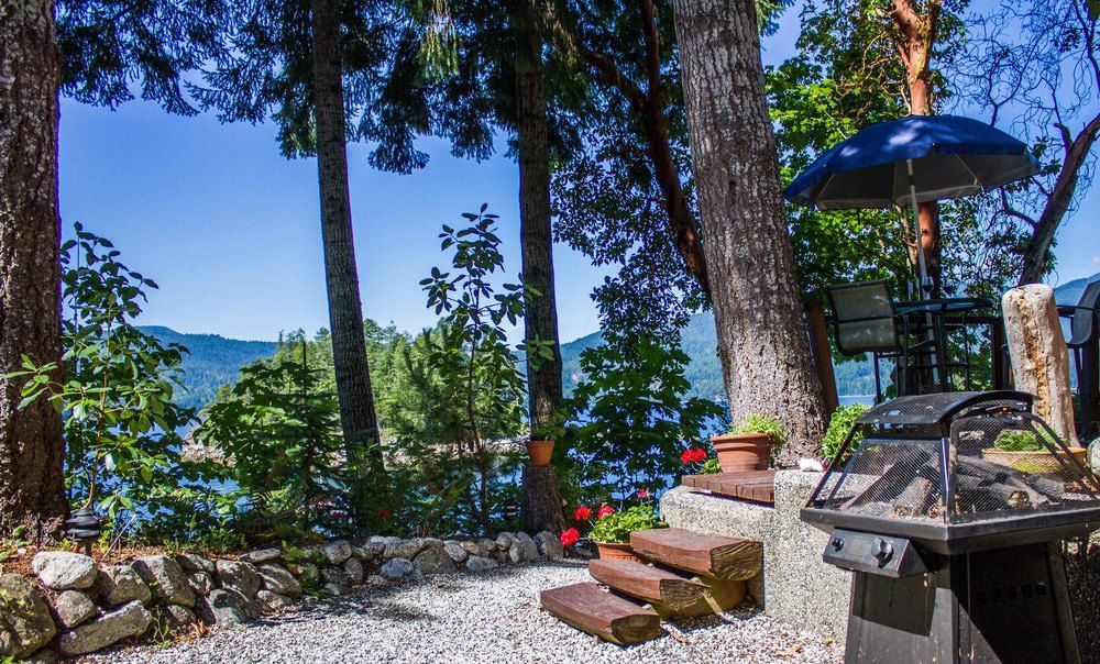 Tranquility Bay Waterfront Inn Сешелт Экстерьер фото